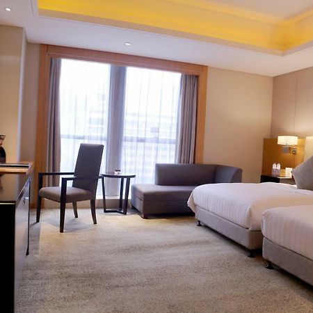 Lia! Chengdu Hotel Kültér fotó