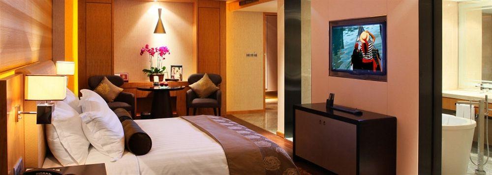 Lia! Chengdu Hotel Kültér fotó