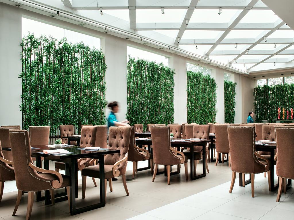 Lia! Chengdu Hotel Kültér fotó