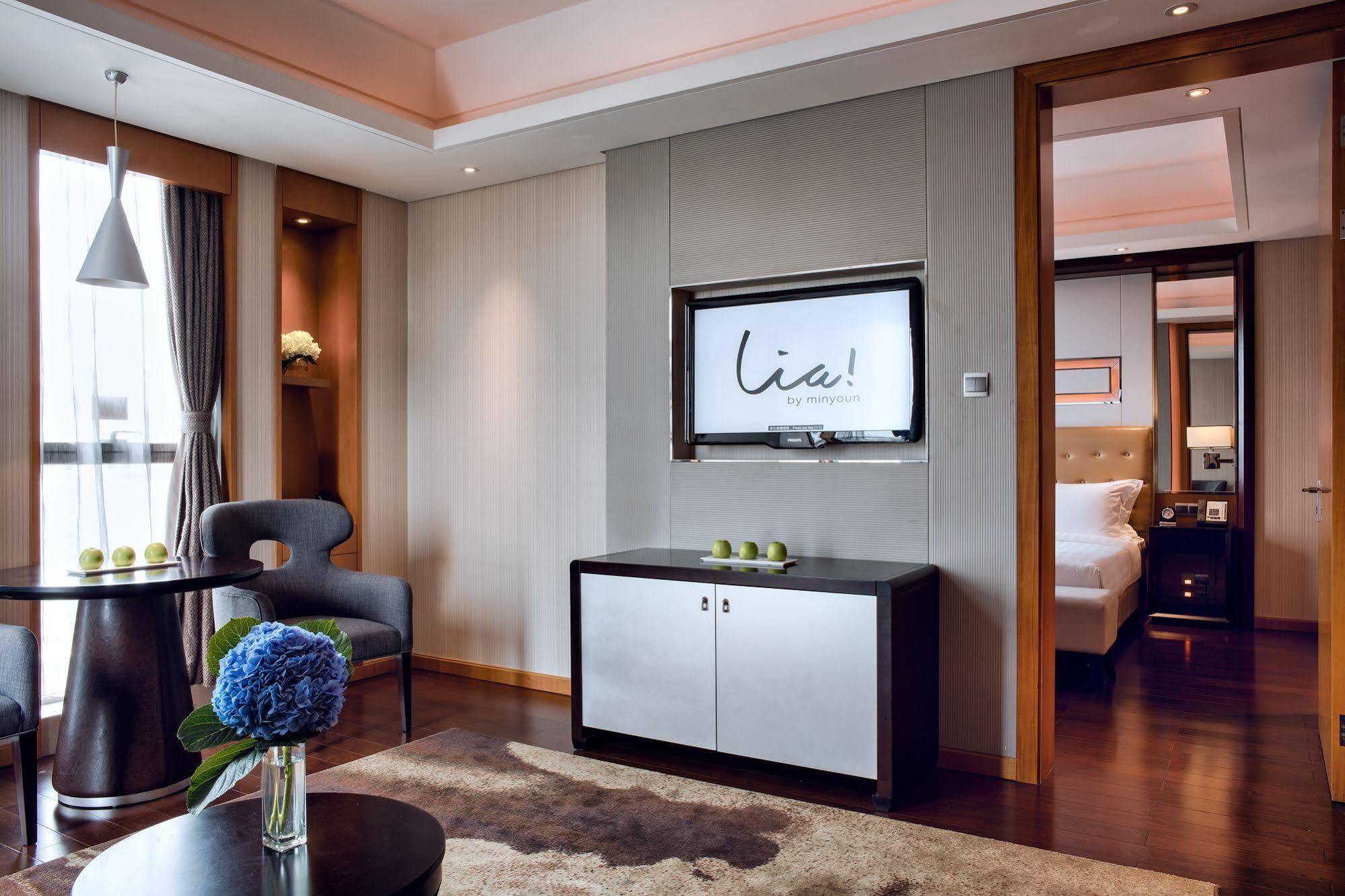Lia! Chengdu Hotel Kültér fotó