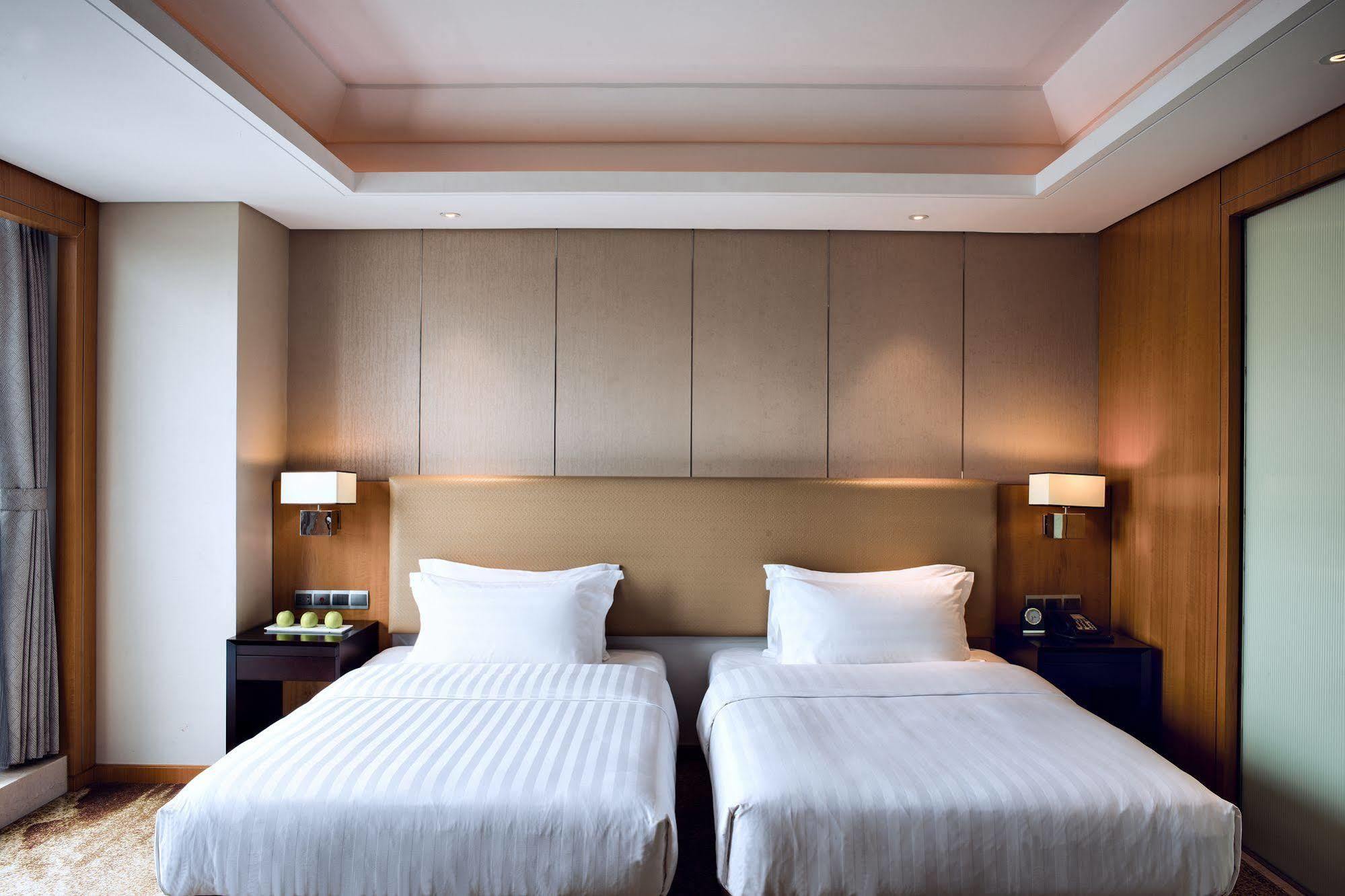 Lia! Chengdu Hotel Kültér fotó
