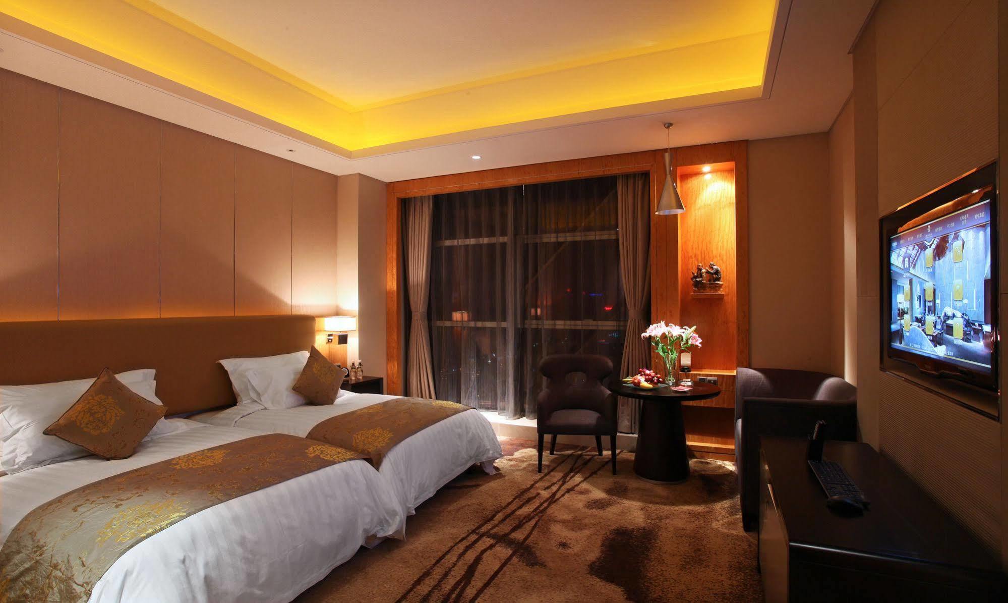 Lia! Chengdu Hotel Kültér fotó