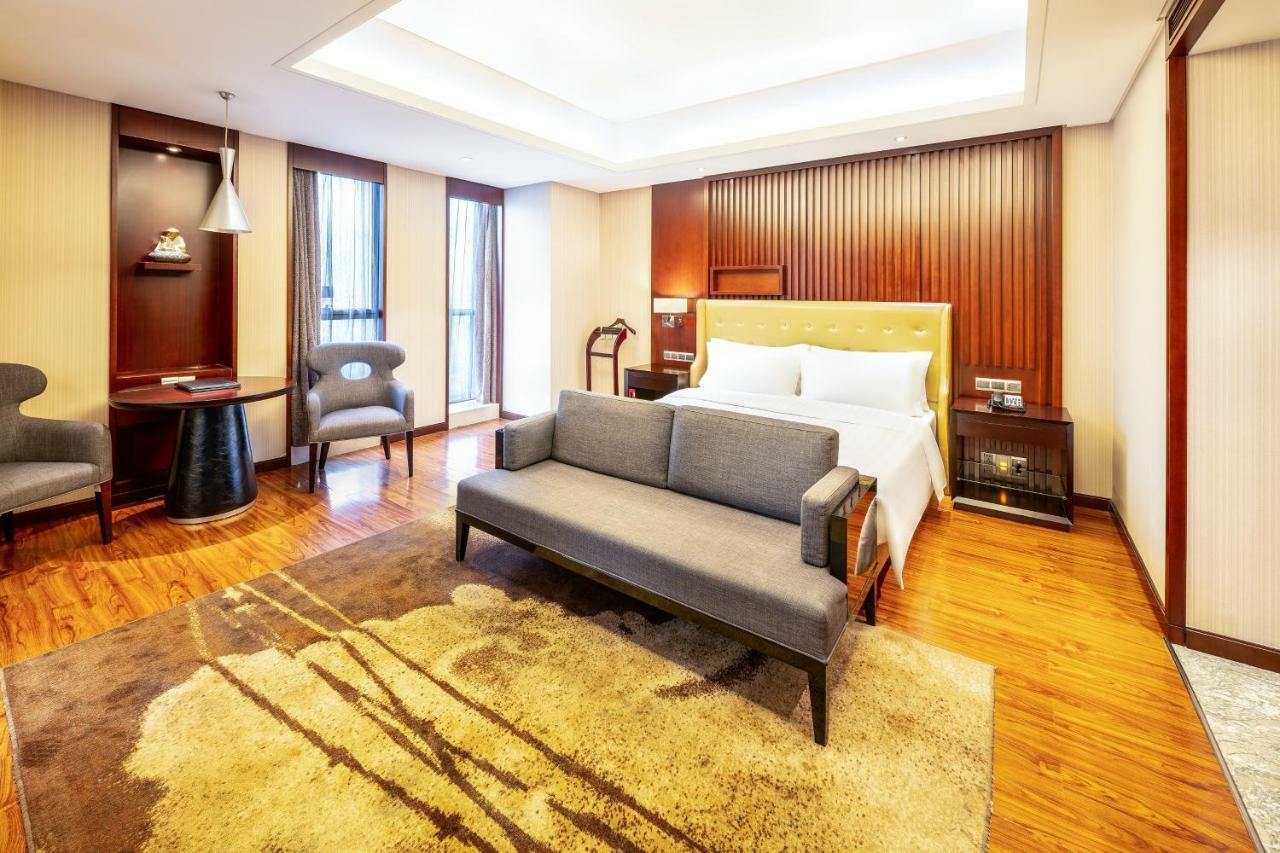 Lia! Chengdu Hotel Kültér fotó